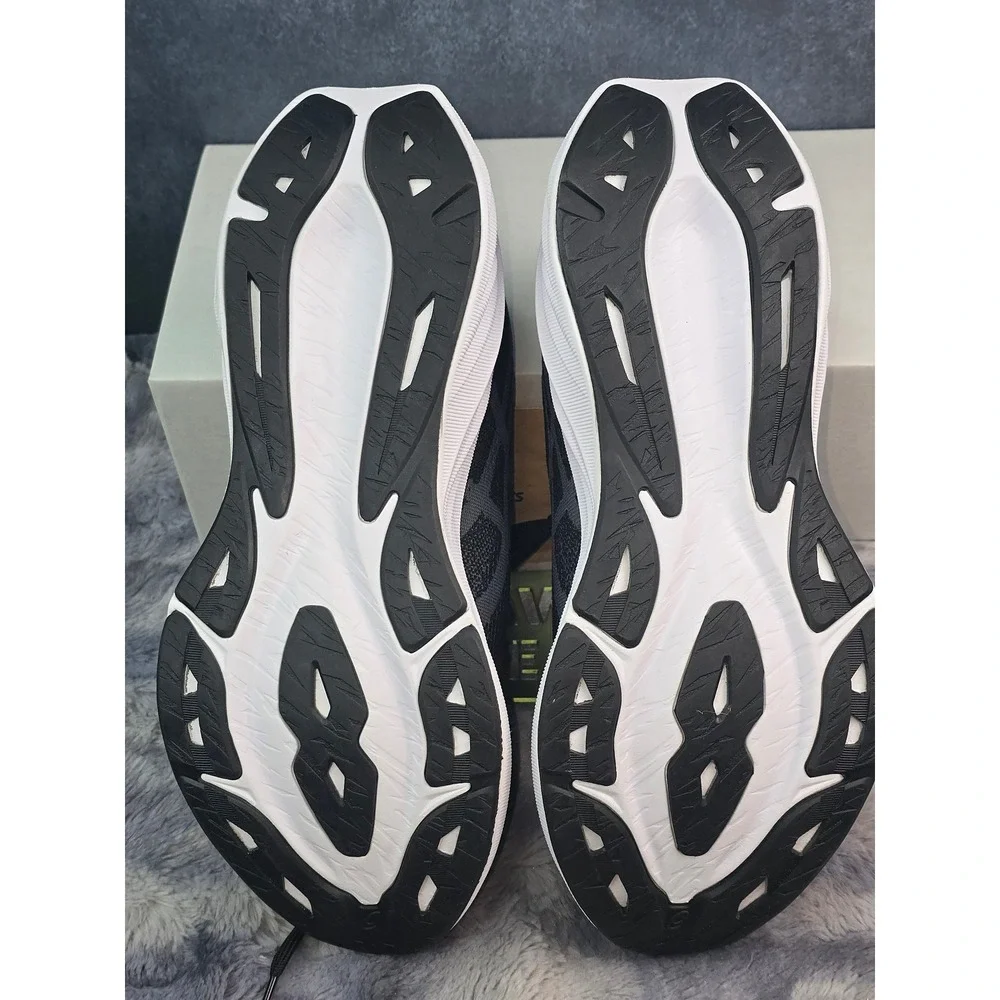 Asics dynablast road